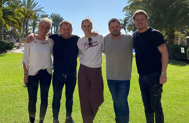 Shownieuws viert kerst op Gran Canaria